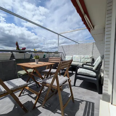 Apartamento Carmen Y Adolfo Laredo